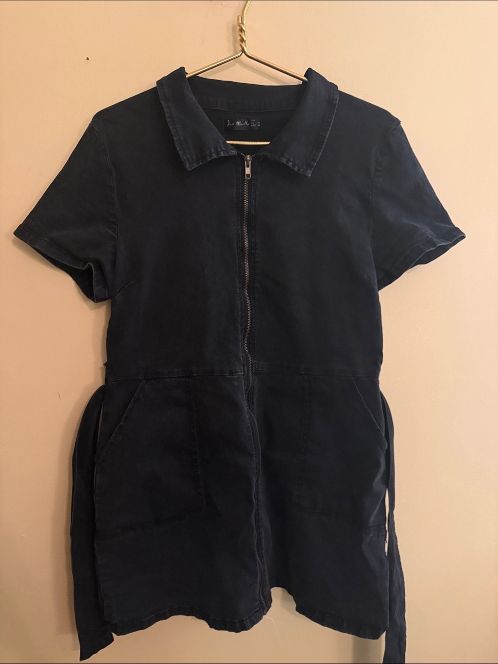 Just Quella Women’s Zip & Tie Dress